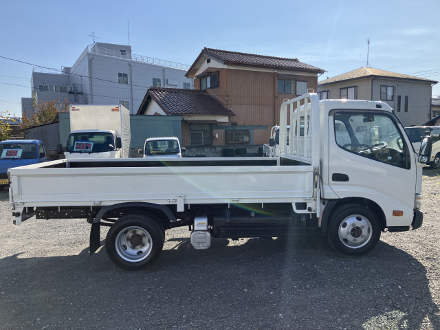 トヨタ トヨエース 小型 平ボディ TKG-XZU685(96133) 13枚目