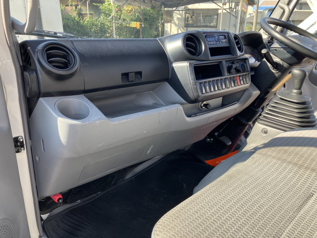 トヨタ トヨエース 小型 平ボディ TKG-XZU685(96133) 22枚目