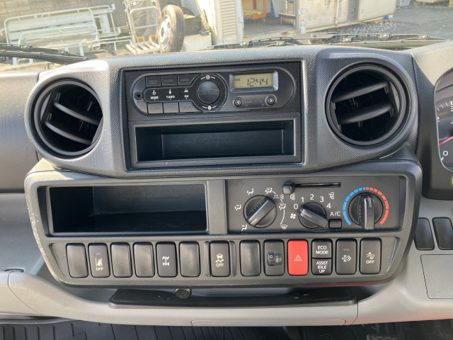 トヨタ トヨエース 小型 平ボディ TKG-XZU685(96133) 26枚目