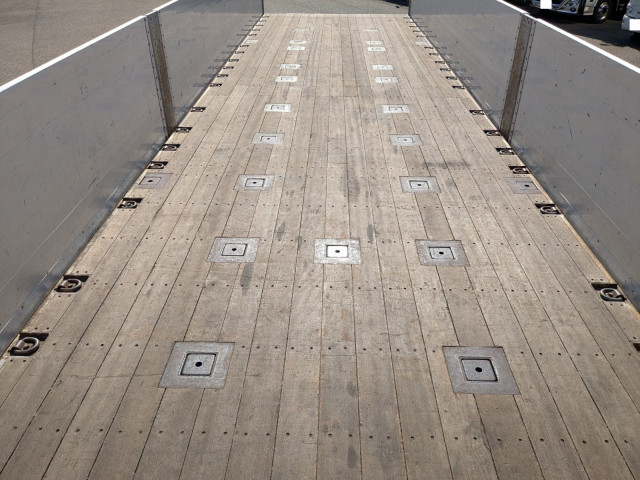 いすゞ ギガ 大型 平ボディ QKG-CYL77B(96135) 16枚目