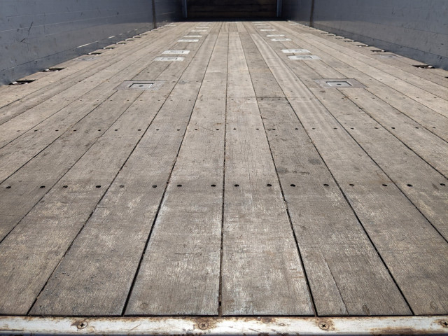 いすゞ ギガ 大型 平ボディ QKG-CYL77B(96135) 17枚目