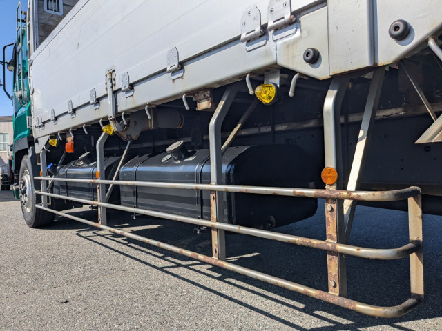 いすゞ ギガ 大型 平ボディ QKG-CYL77B(96135) 26枚目