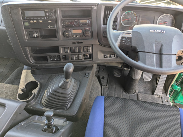 いすゞ ギガ 大型 平ボディ QKG-CYL77B(96135) 38枚目