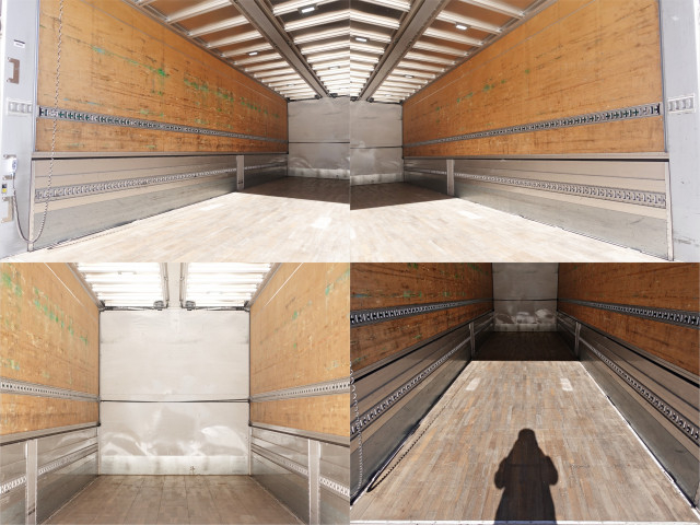 UDトラックス（日産） クオン 大型 アルミウィング QPG-CG5ZE(96144) 11枚目