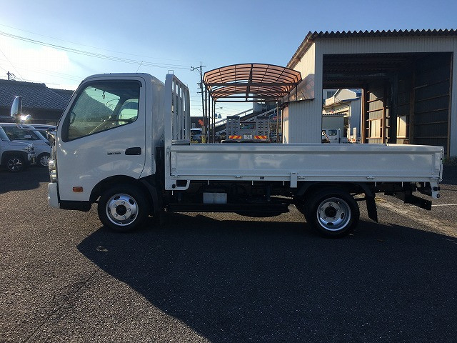 日野 デュトロ 小型 平ボディ TKG-XZU700M(96152) 4枚目