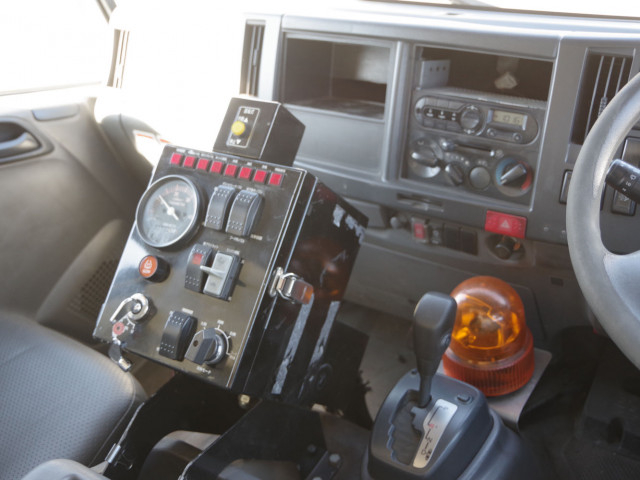 いすゞ エルフ 小型 その他 TPG-NMR85N(96151) 30枚目