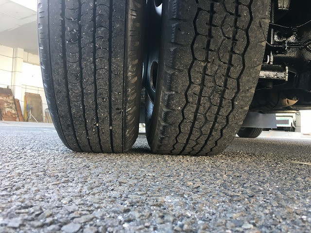 日野 デュトロ 小型 平ボディ TKG-XZU700M(96152) 29枚目