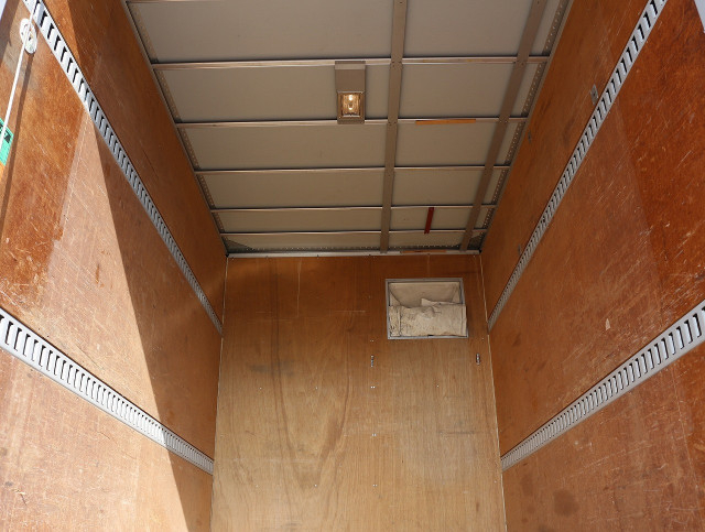 いすゞ エルフ 小型 アルミバン TRG-NJR85AN(96158) 16枚目