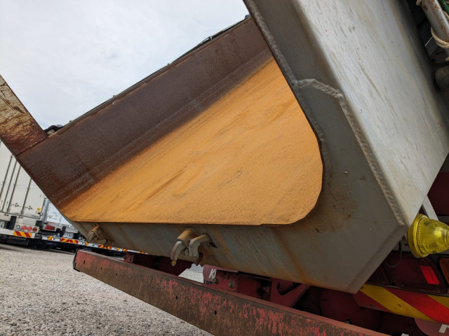 三菱ふそう スーパーグレート 大型 土砂ダンプ QKG-FV60VX(96159) 12枚目