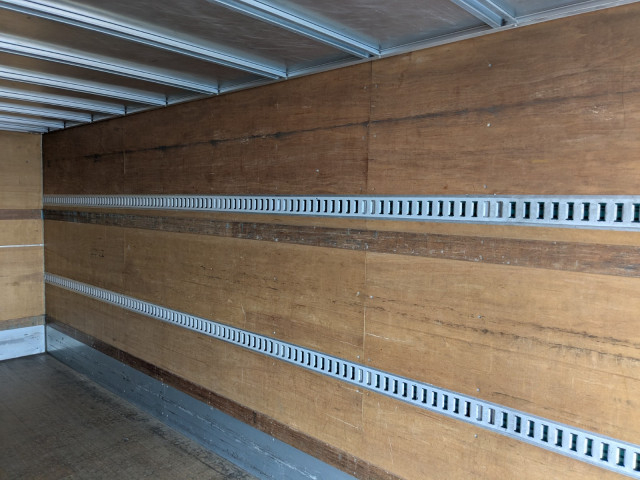 いすゞ フォワード 中型 アルミバン TKG-FRR90S2(96165) 18枚目