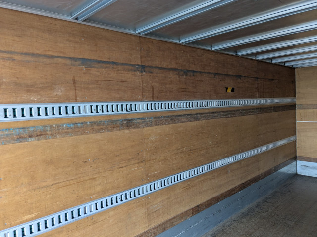 いすゞ フォワード 中型 アルミバン TKG-FRR90S2(96165) 19枚目