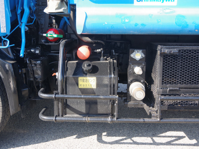 日野 デュトロ 小型 塵芥車（プレス式） TKG-XZU710M(96172) 16枚目