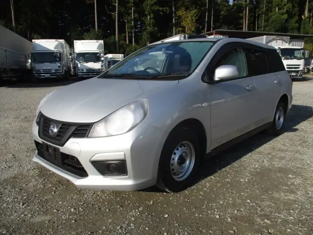 日産自動車 小型 - DBF-VY12(96173) 1枚目