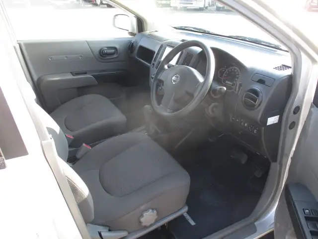 日産自動車 小型 - DBF-VY12(96173) 11枚目