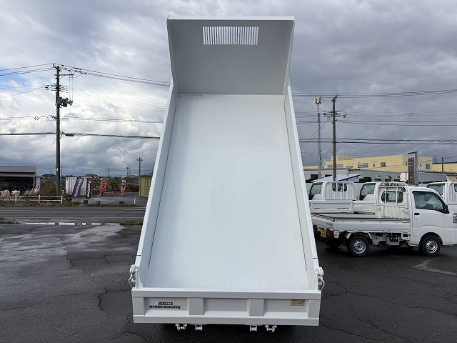 いすゞ エルフ 小型 土砂ダンプ TKG-NJR85AD(96176) 2枚目