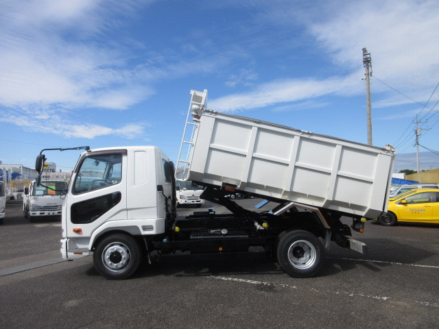 三菱ふそう ファイター 中型 土砂ダンプ TKG-FK62FY(96178) 12枚目