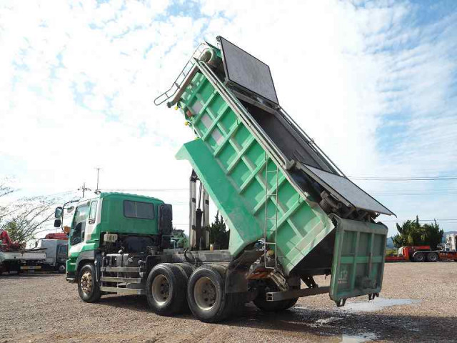 いすゞ ギガ 大型 土砂ダンプ QKG-CXZ77AT(96180) 11枚目