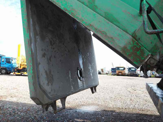 いすゞ ギガ 大型 土砂ダンプ QKG-CXZ77AT(96180) 28枚目