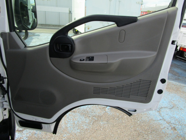 日産自動車 アトラス 小型 平ボディ CBF-SQ1F24(96182) 22枚目