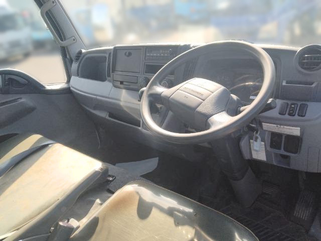 三菱ふそう キャンター 小型 平ボディ TPG-FBA00(96185) 13枚目