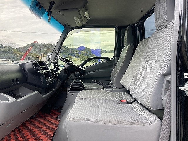 トヨタ ダイナ 小型 車載専用車 TDG-XZU720(96184) 27枚目