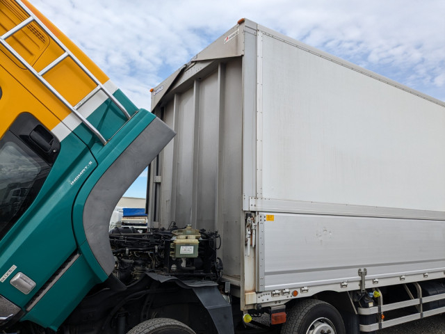 三菱ふそう スーパーグレート 大型 アルミウィング QKG-FS54VZ(96188) 46枚目