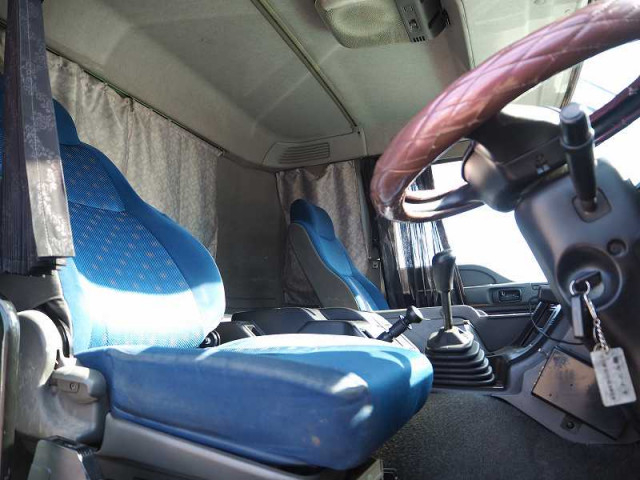 いすゞ ギガ 大型 土砂ダンプ QKG-CXZ77AT(96189) 44枚目