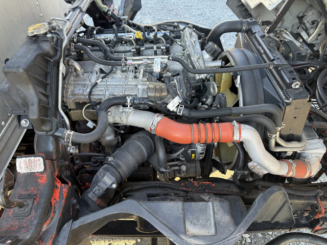 三菱ふそう キャンター 小型 アルミバン TKG-FEB50(96192) 28枚目