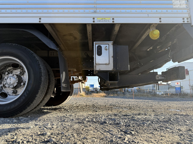 三菱ふそう キャンター 小型 アルミバン TKG-FEB50(96192) 32枚目