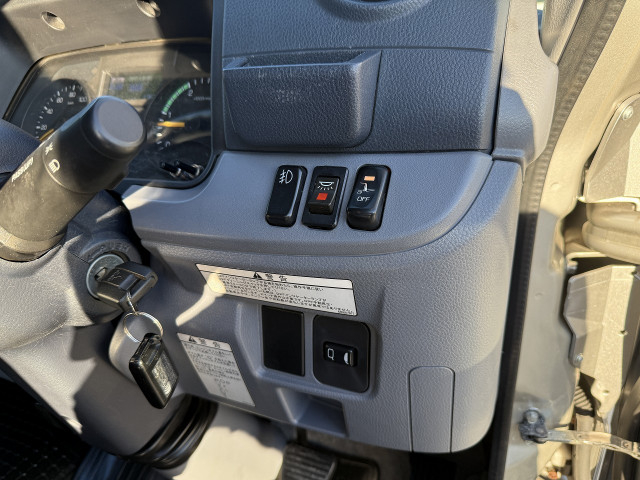 三菱ふそう キャンター 小型 アルミバン TKG-FEB50(96192) 36枚目