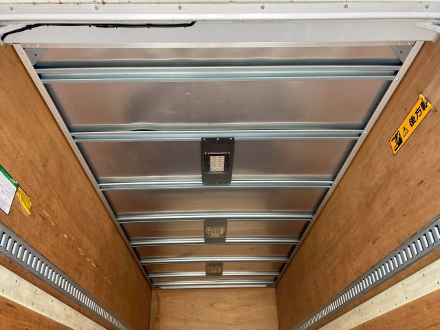 いすゞ エルフ 小型 アルミバン TKG-NMR85AN(96193) 12枚目
