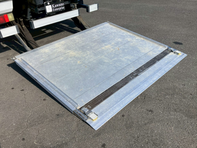 いすゞ エルフ 小型 アルミバン TKG-NMR85AN(96193) 17枚目