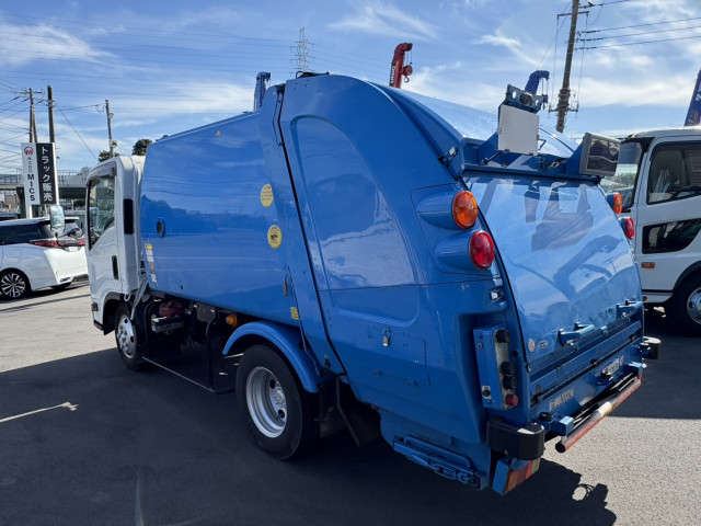 いすゞ エルフ 小型 塵芥車（プレス式） TKG-NMR85AN(96194) 4枚目