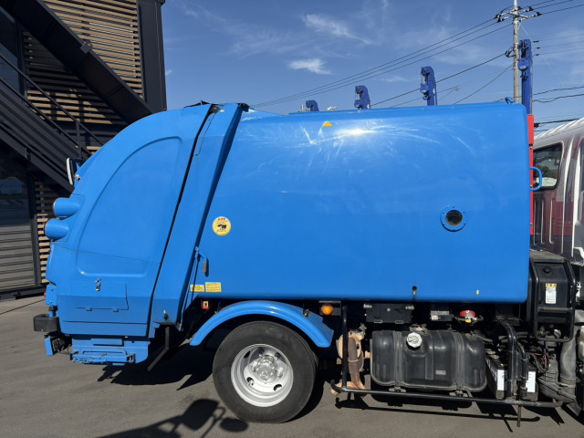 いすゞ エルフ 小型 塵芥車（プレス式） TKG-NMR85AN(96194) 6枚目