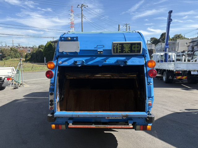 いすゞ エルフ 小型 塵芥車（プレス式） TKG-NMR85AN(96194) 9枚目