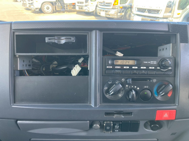 いすゞ エルフ 小型 アルミバン TKG-NMR85AN(96193) 29枚目