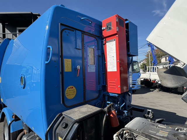 いすゞ エルフ 小型 塵芥車（プレス式） TKG-NMR85AN(96194) 23枚目