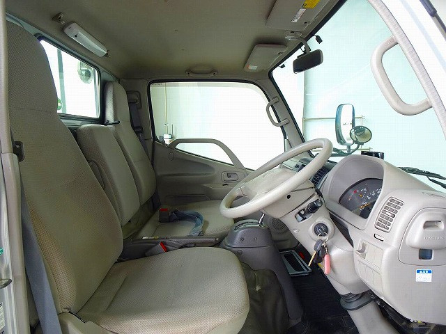 トヨタ トヨエース 小型 平ボディ QDF-KDY231(96197) 6枚目