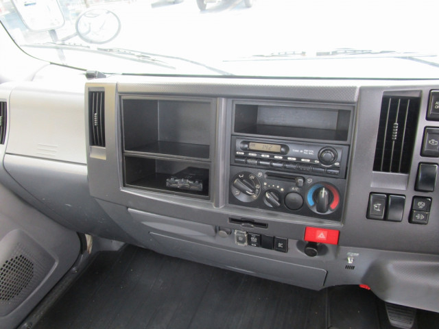 いすゞ エルフ 小型 クレーン付き TKGH-NMR85AN(96196) 32枚目