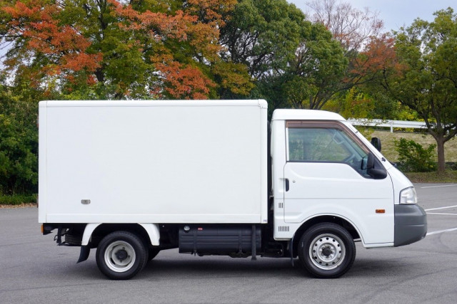 マツダ ボンゴ 小型 冷凍冷蔵バン ABF-SKP2T(96198) 10枚目