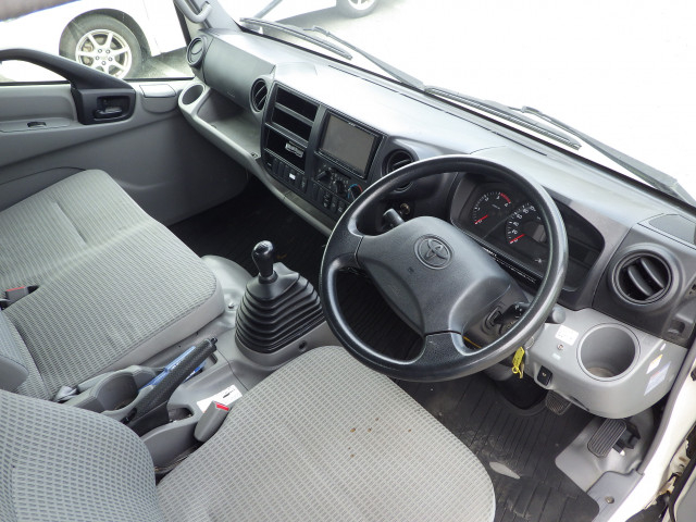 トヨタ トヨエース 小型 車載専用車 TKG-XZU720(96199) 6枚目