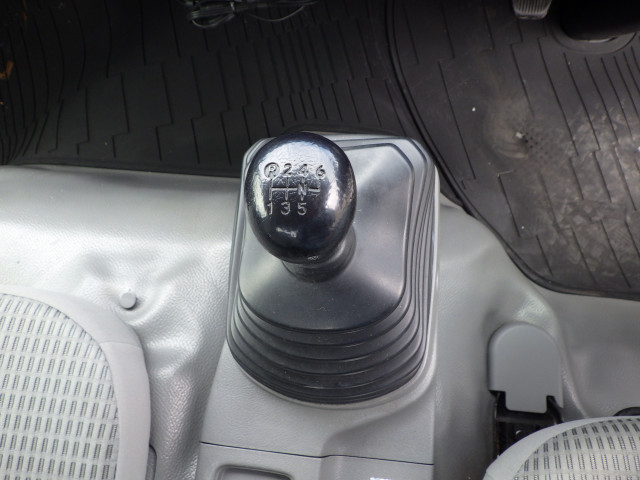 トヨタ トヨエース 小型 車載専用車 TKG-XZU720(96199) 15枚目