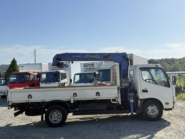 日野 デュトロ 小型 クレーン付き TKG-XZU650M(96201) 4枚目