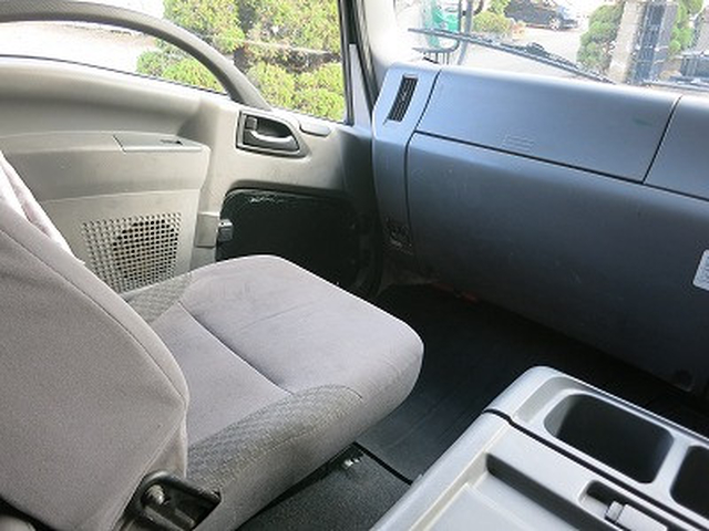 いすゞ フォワード 中型 平ボディ TKG-FRR90T2(96204) 26枚目