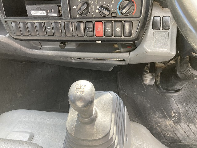 日野 デュトロ 小型 土砂ダンプ TKG-XZU620T(96205) 30枚目