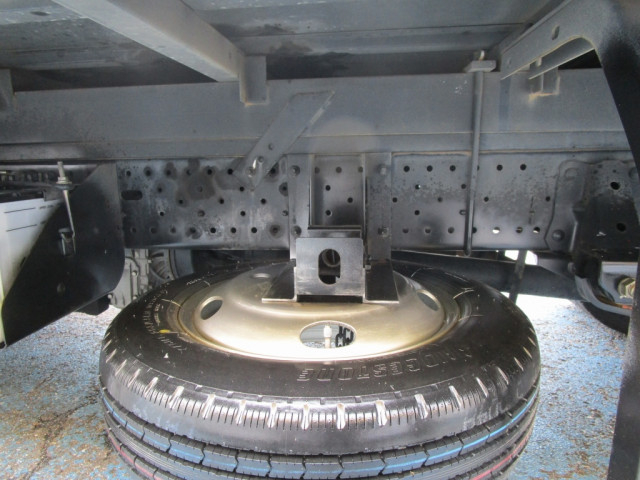 いすゞ エルフ 小型 アルミバン TKG-NLR85N(96210) 19枚目