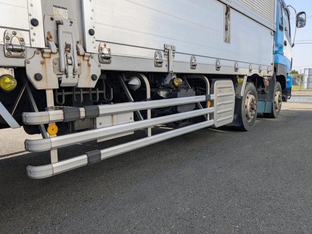 いすゞ ギガ 大型 アルミウィング LKG-CYJ77A(96213) 17枚目