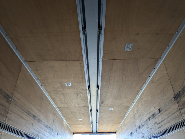 いすゞ ギガ 大型 アルミウィング LKG-CYJ77A(96213) 26枚目