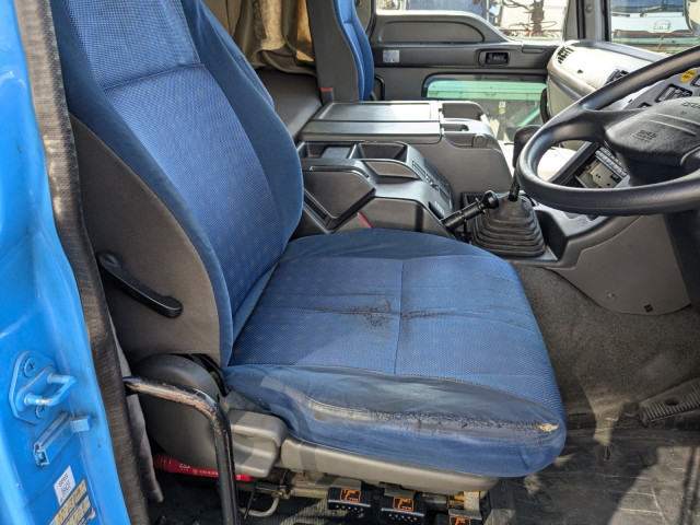 いすゞ ギガ 大型 アルミウィング LKG-CYJ77A(96213) 38枚目