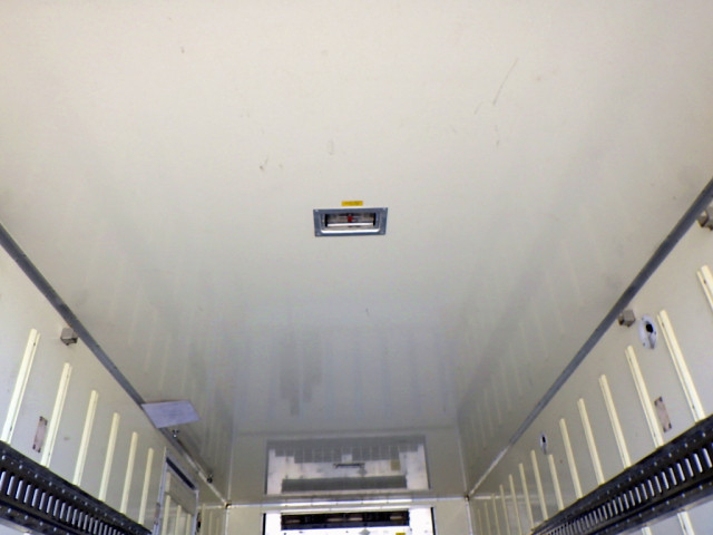 いすゞ エルフ 小型 冷凍冷蔵バン TKG-NPR85AN(96216) 12枚目